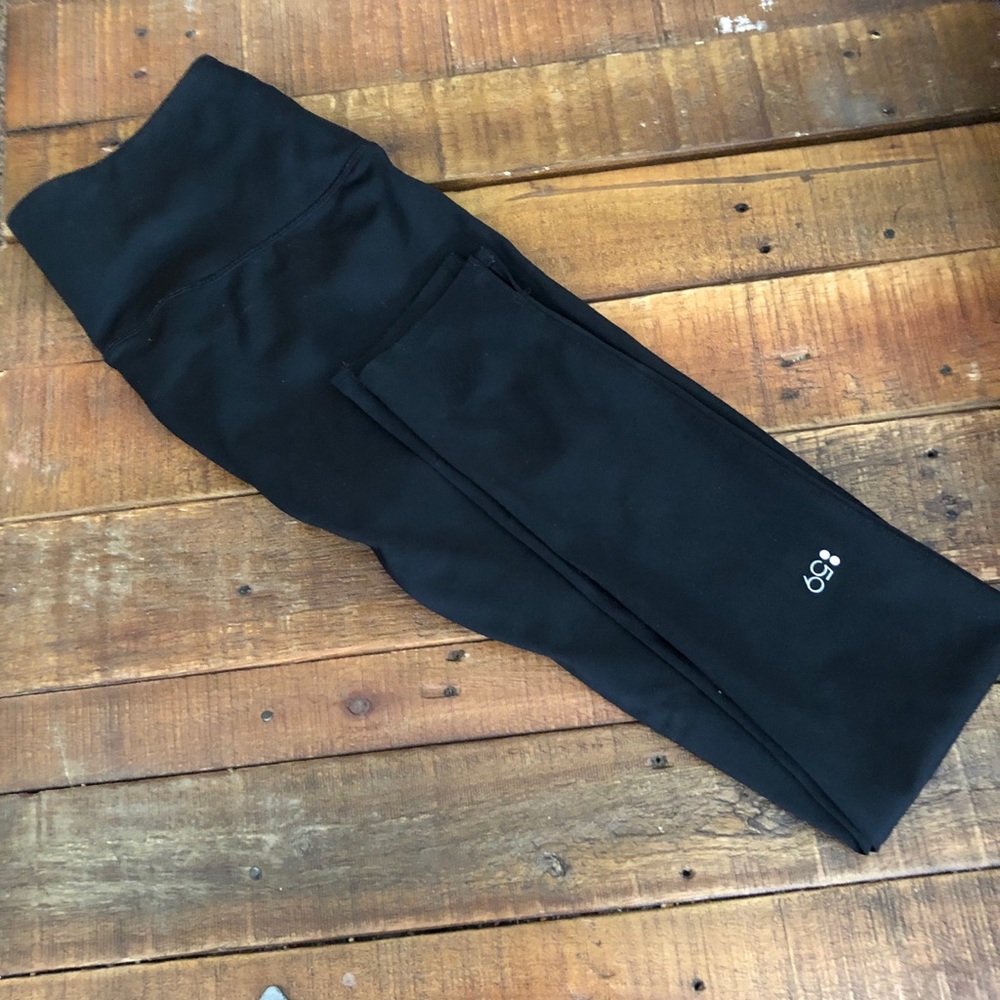 Splits59 Black Leggings